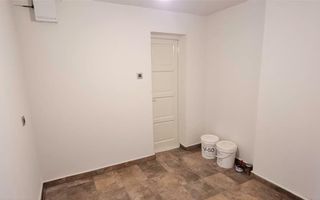 Spatiu comercial de vanzare zona Bulevard - Poză 6