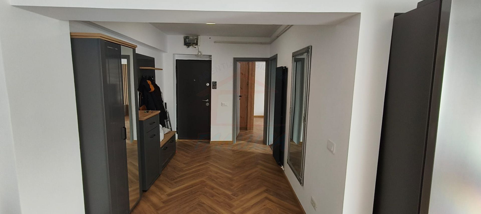 🏛️ De închiriat 2 camere, Mazepa 2, 550 Euro/luna - Poză 5