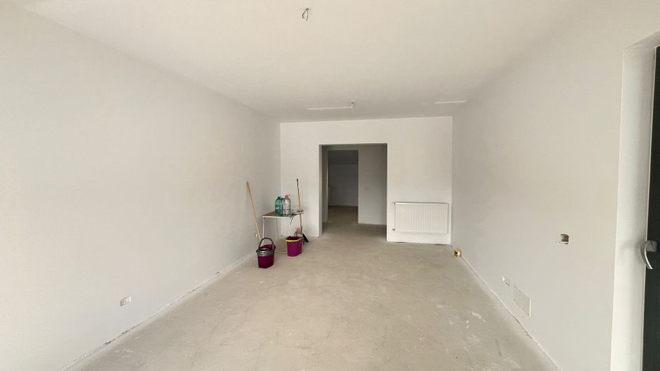 Apartament cu 3 Camere  78 mpI Suceava/Complex La Stejari I1400E/Mp - Poză 9