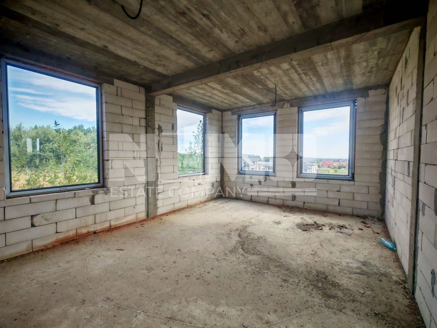 Vila 850 MP Utili | Horodnic de Sus | 27 Ari Teren - Poză 4