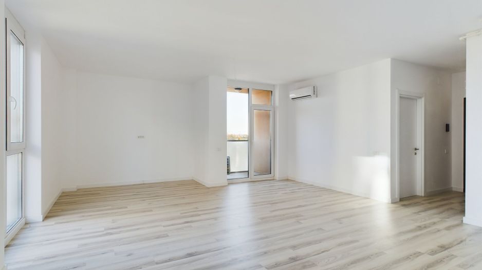 Apartament spațios cu 2 camere în Torontalului - Poză 1