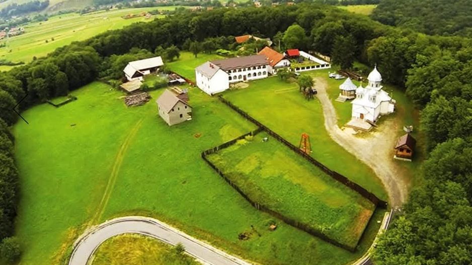 Teren intravilan Marcus,jud Covasna - Poză 6