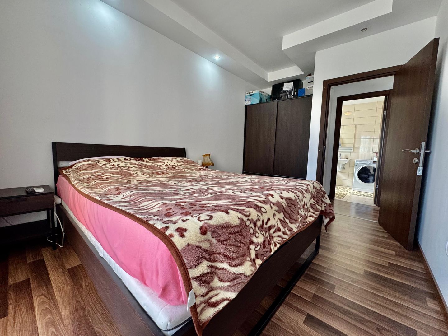 COSMOPOLIS - Apartament cu 2 camere, mobilat si utilat. - Poză 5