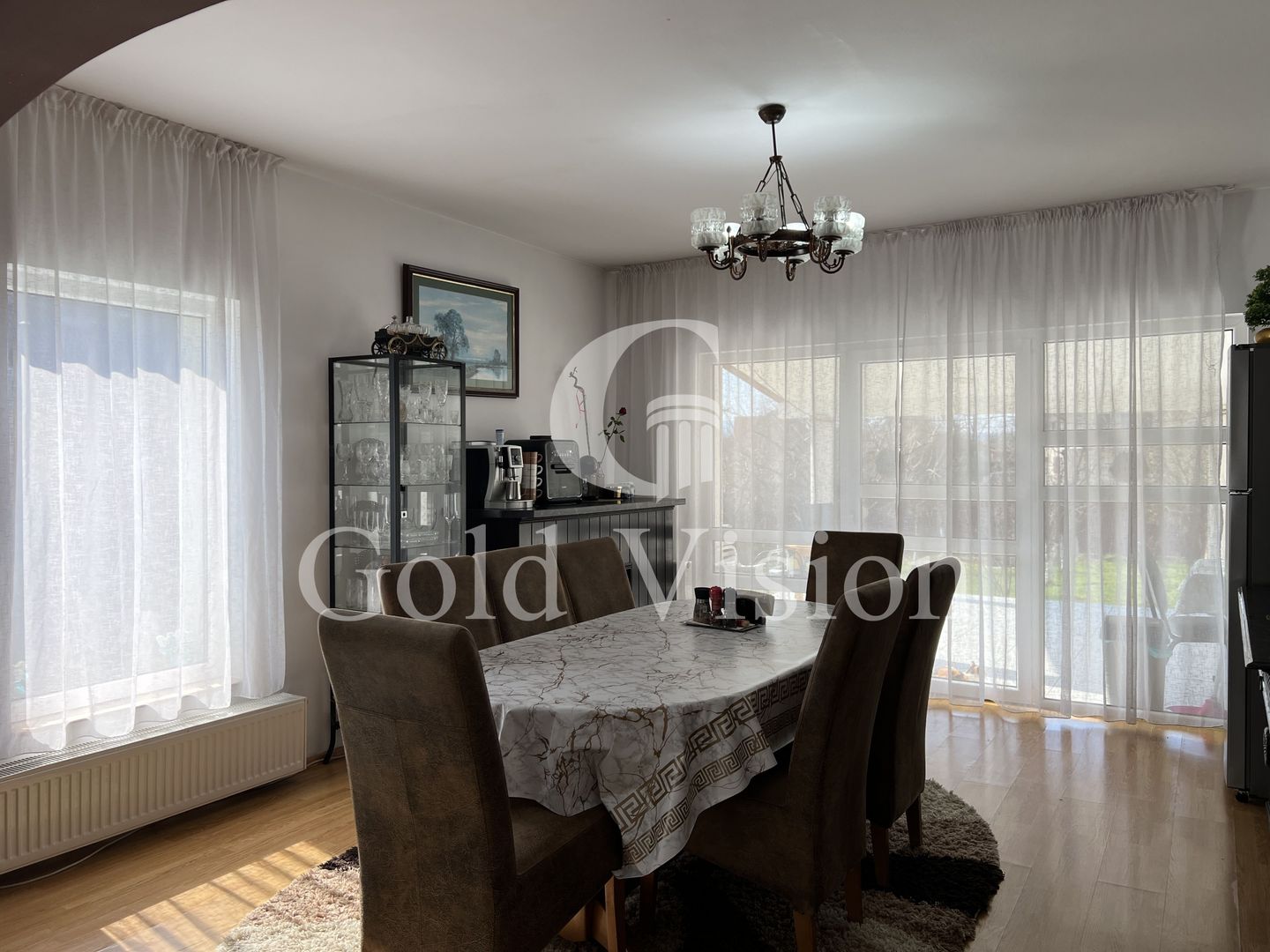 Case cu 7 camere, curte proprie + spălătorie, în Sighetu Marmației - Poză 7