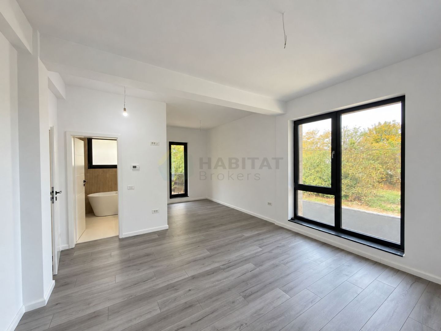 Vilă cu 6 camere, teren 420 mp, Tunari-zona Primariei - Poză 13