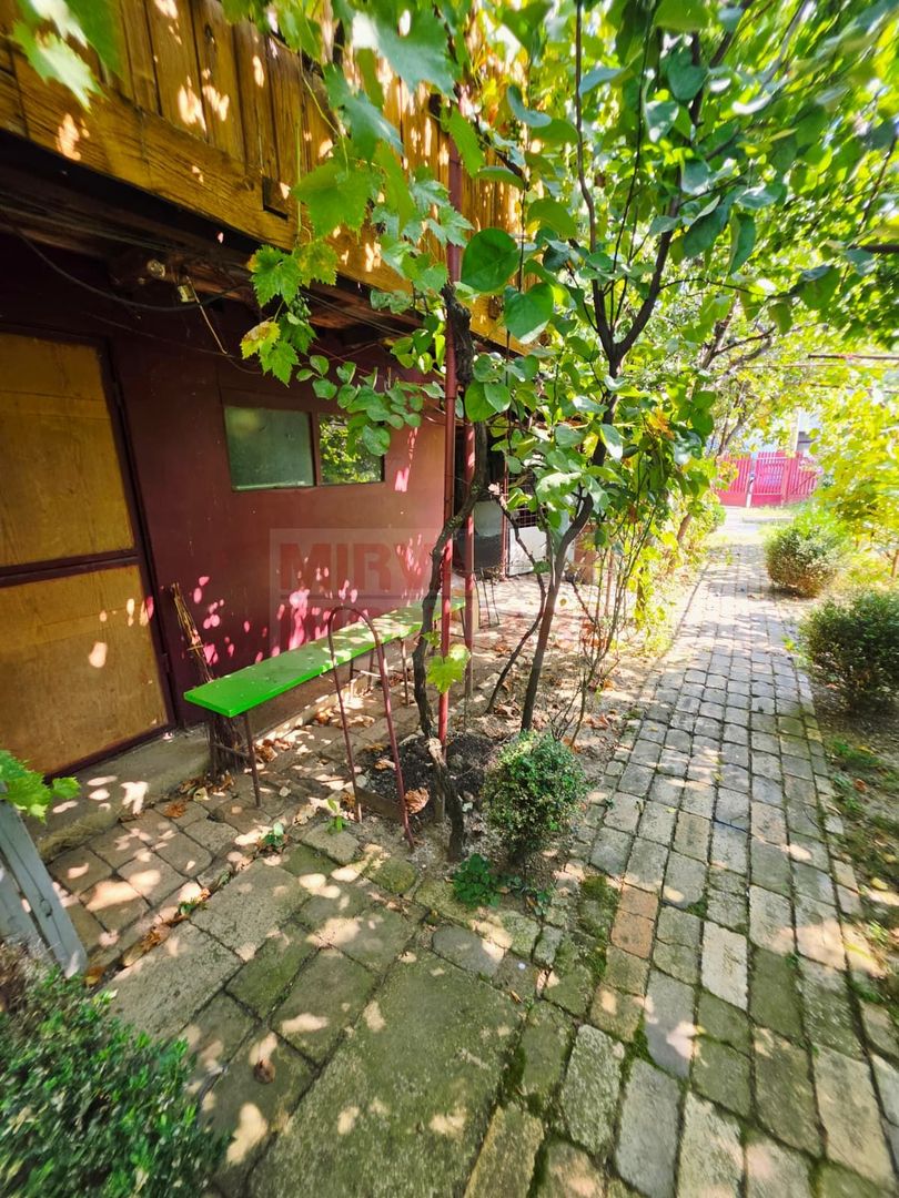 Casă 4 camere, teren 315 mp, garaj – Cantacuzino, Ploiești - Poză 49