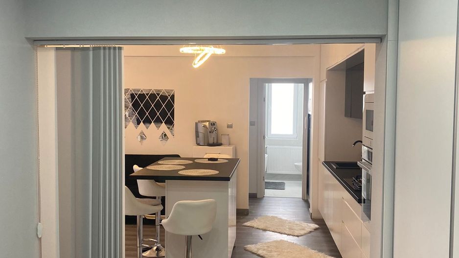 Ag EUROPA vinde apartament NOU sui MOBILAT in Micro 16 la etajul 2. - Poză 6