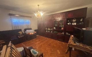 Casa solida aproape de Lidl Dumbravita - Poză 1