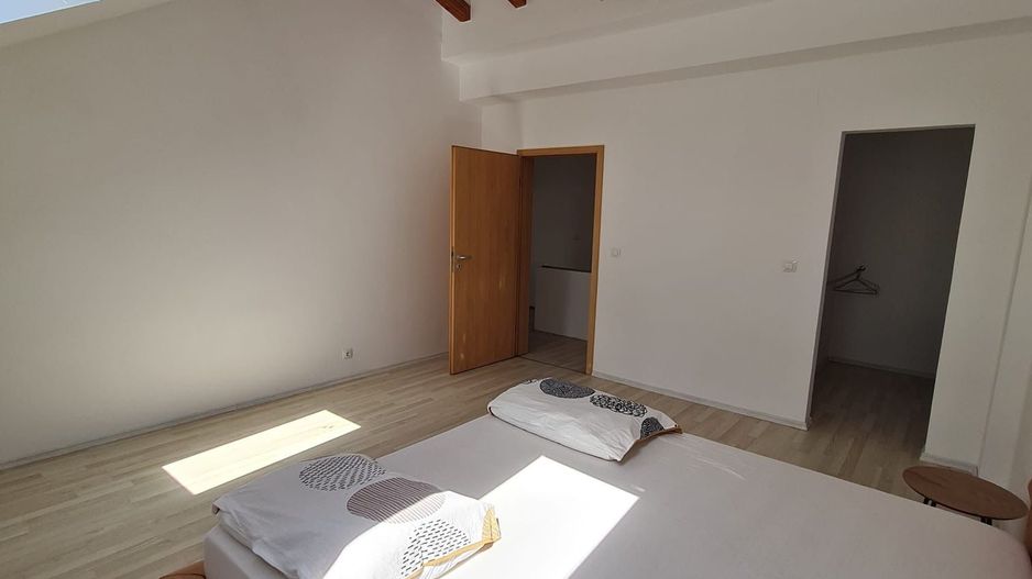Apartament cu 3 camere de închiriat în zona Odobescu - Poză 13