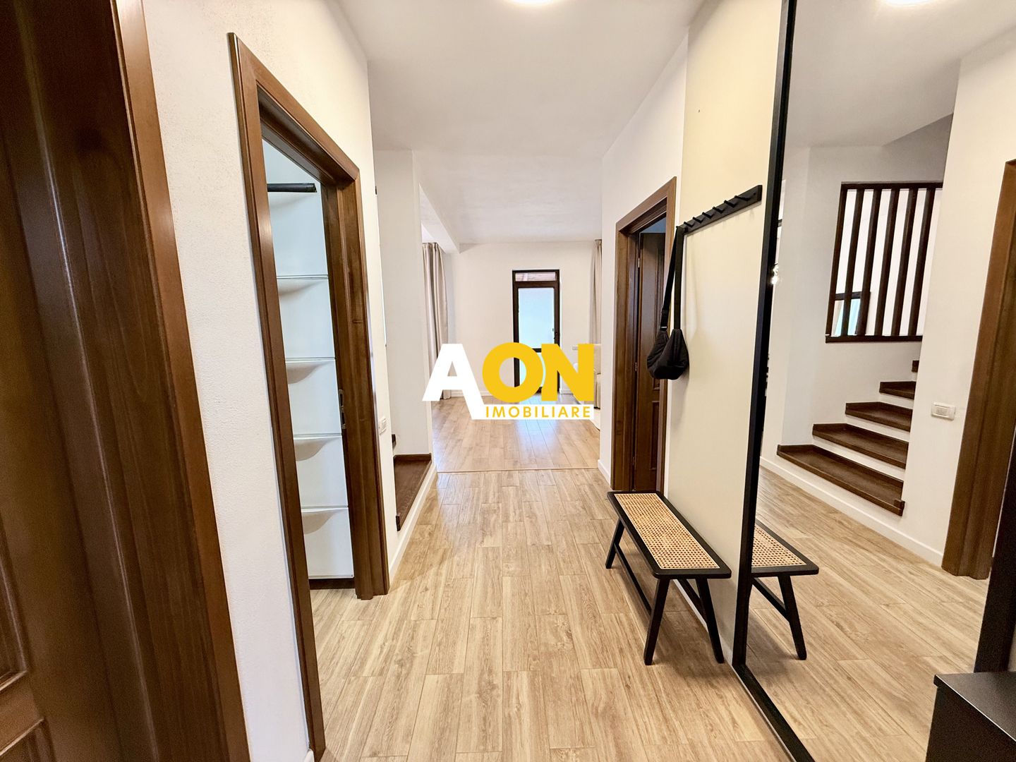 Casă tip înșiruit în Cetate, 4 camere, P+1, mobilată, cartier Cetate - Poză 5