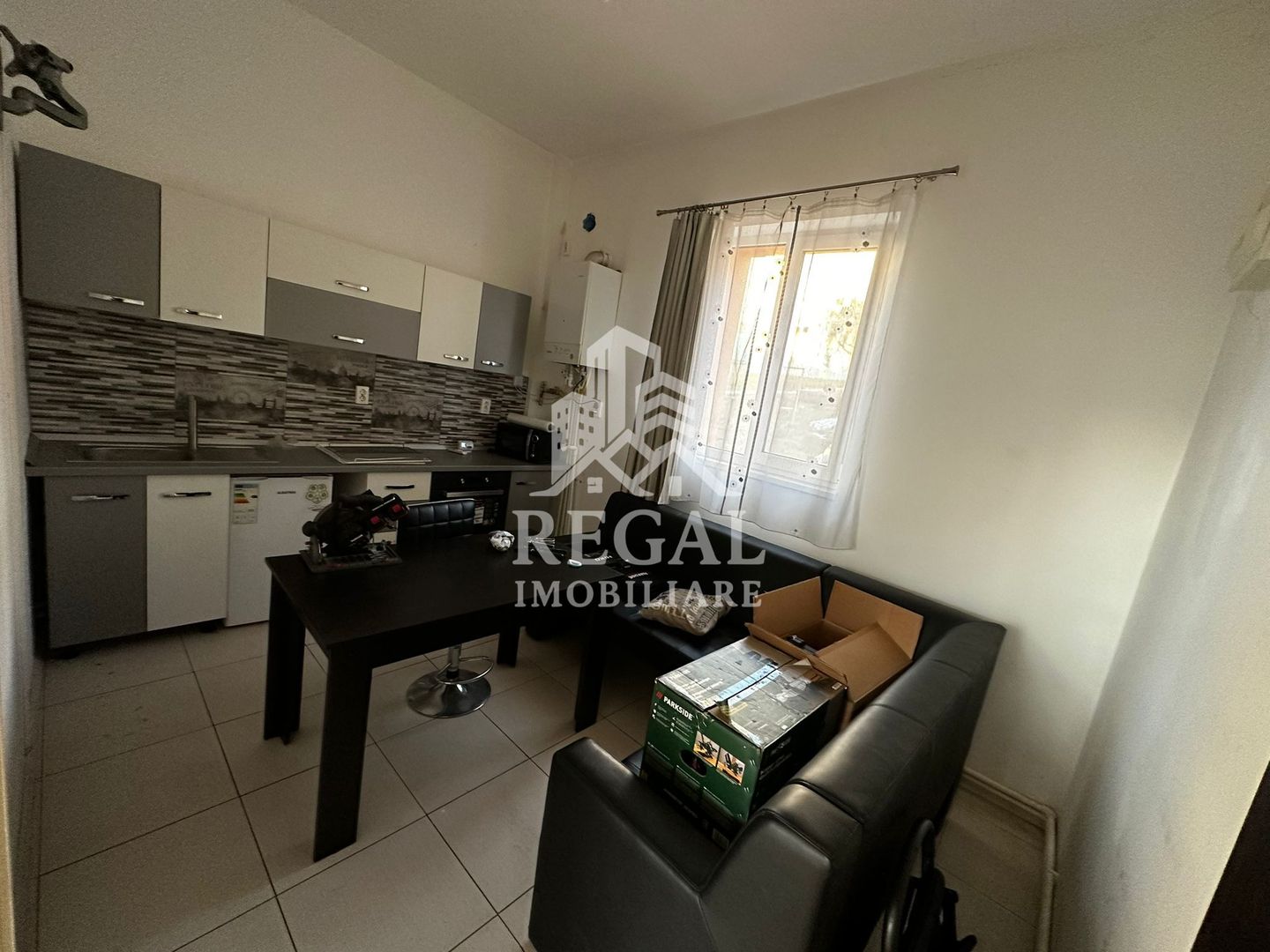 Spațiu comercial de vânzare sau închiriere – zona Parângul, 124 mp - Poză 6