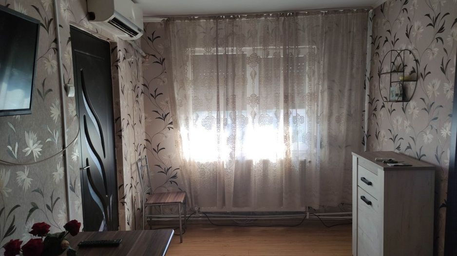 Vând apartament 2 camere (mobilat/utilat) Tecuci - Poză 1