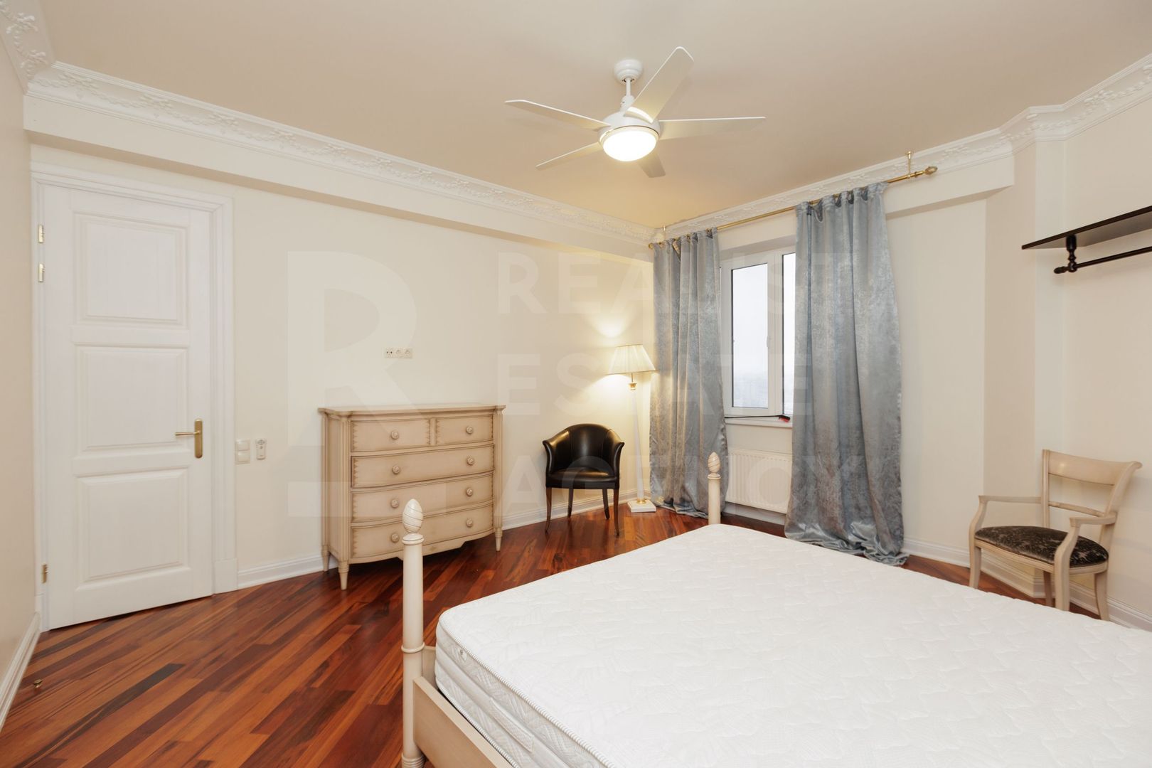 Chirie, apartament, 3 camere, strada Sfatul Țării, Centru - Poză 4