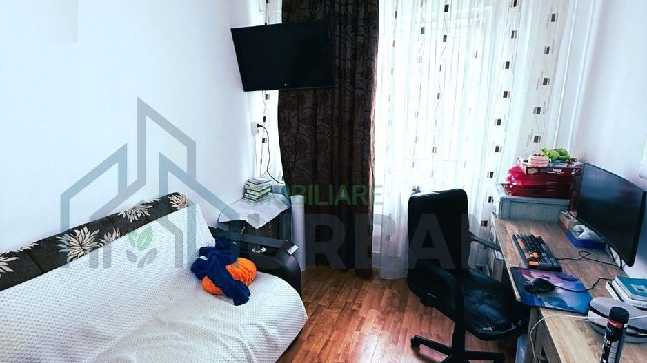 Apartament 3 camere semidecomandat, Alexandru cel Bun, spre Zimbru – 98.000 Euro - Poză 2