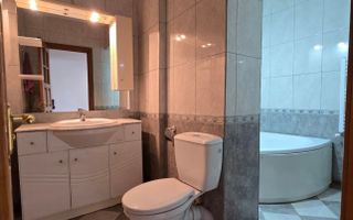 Apartament cu 3 camere / 75mp / in zona Podu Ros- 1001 Articole - Poză 10