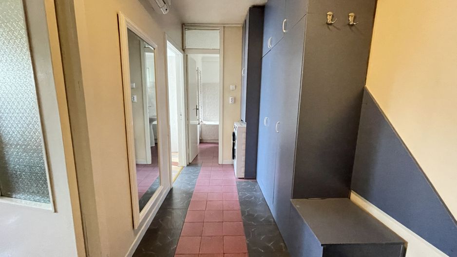 Apartament cu doua camere in zona Aradului - Poză 8