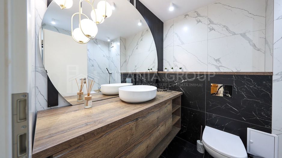 Apartament cu 3 camere, 2 bai, mobilat lux - zona Coresi - Poză 13