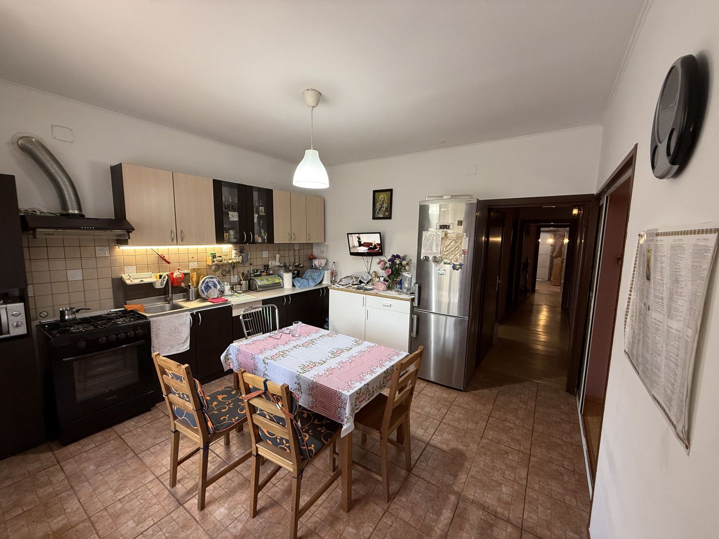Vila P+1 cu terasă 255 mp + garaj 22,5 mp si teren 417 mp-Berceni ! - Poză 10