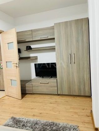 Apartament cu 2 camere decomandate zona Vivo - Poză 4