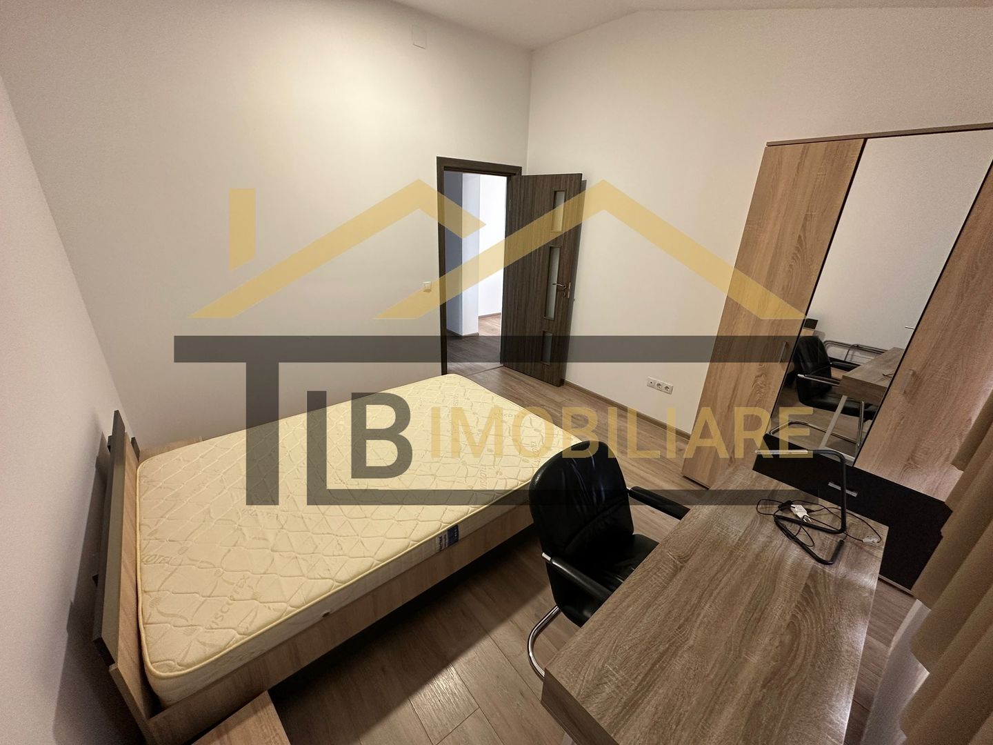 Apartament de 3 camere, 75mp, parcare, Zona Dacia - Poză 4