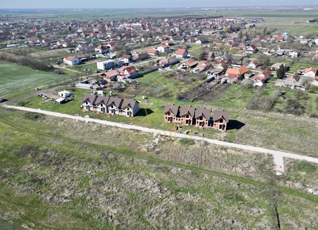 Parcele teren intravilan duplex/ case insiruite 771mp | Covaci - Poză 2