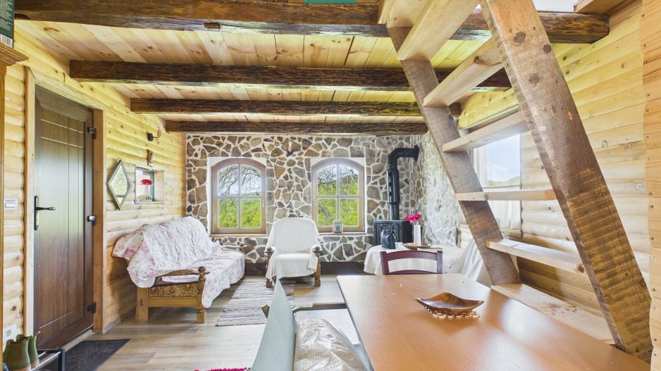 Casă pitorească de vacanță în Dulcele - Poză 3