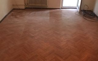 Vânzare apartament 3 camere Tineretului - Poză 1