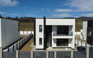 Casǎ Lux | Direct Dezvoltator | Predare Aprilie 2026 | 633 MP Teren - Poză 11