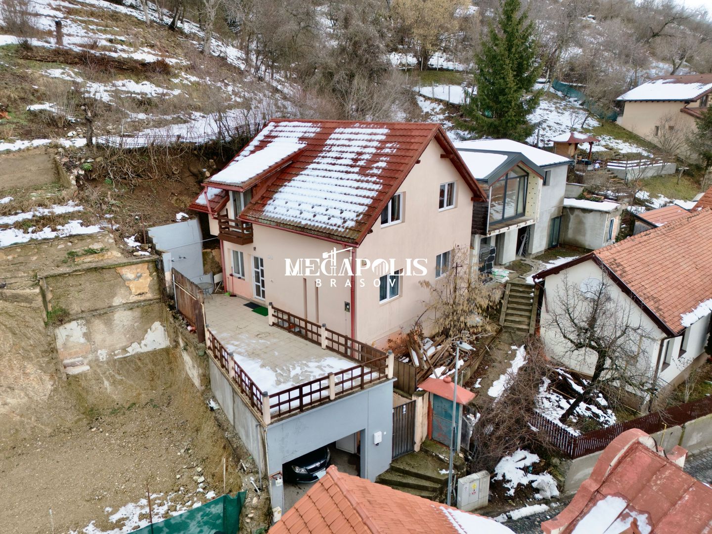 Casă 4 camere | Locație excepțională | Singur în curte | GARAJ - Poză 3