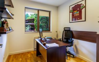 Vilă modernă, cu grădină superbă – ideală pentru o familie! - Poză 18