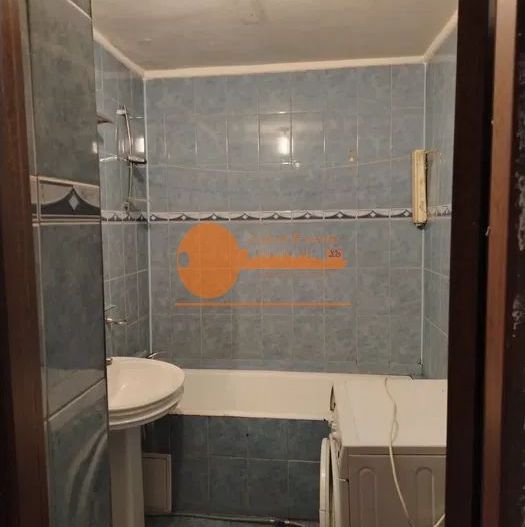 Apartament cu 4 camere in zona Gorjului - Poză 8
