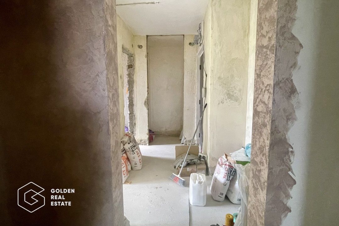Apartament 3 camere, 2 bai, 2 balcoane, pregatit pentru renovare,  Zona Titan - Poză 6