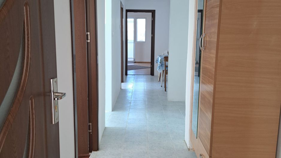 Apartament 4 cam dec Port, et 4/5,St 100mp,3 balcoane - Poză 2