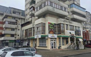 Spațiu comercial de închiriat în zona centrală a municipiului Pașcani, în apropierea Primăriei - Poză 1