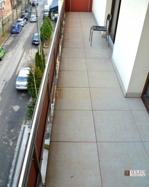 Bloc modern, apartament frumos mobilat, contract A.F.P. inclus ! - Poză 12