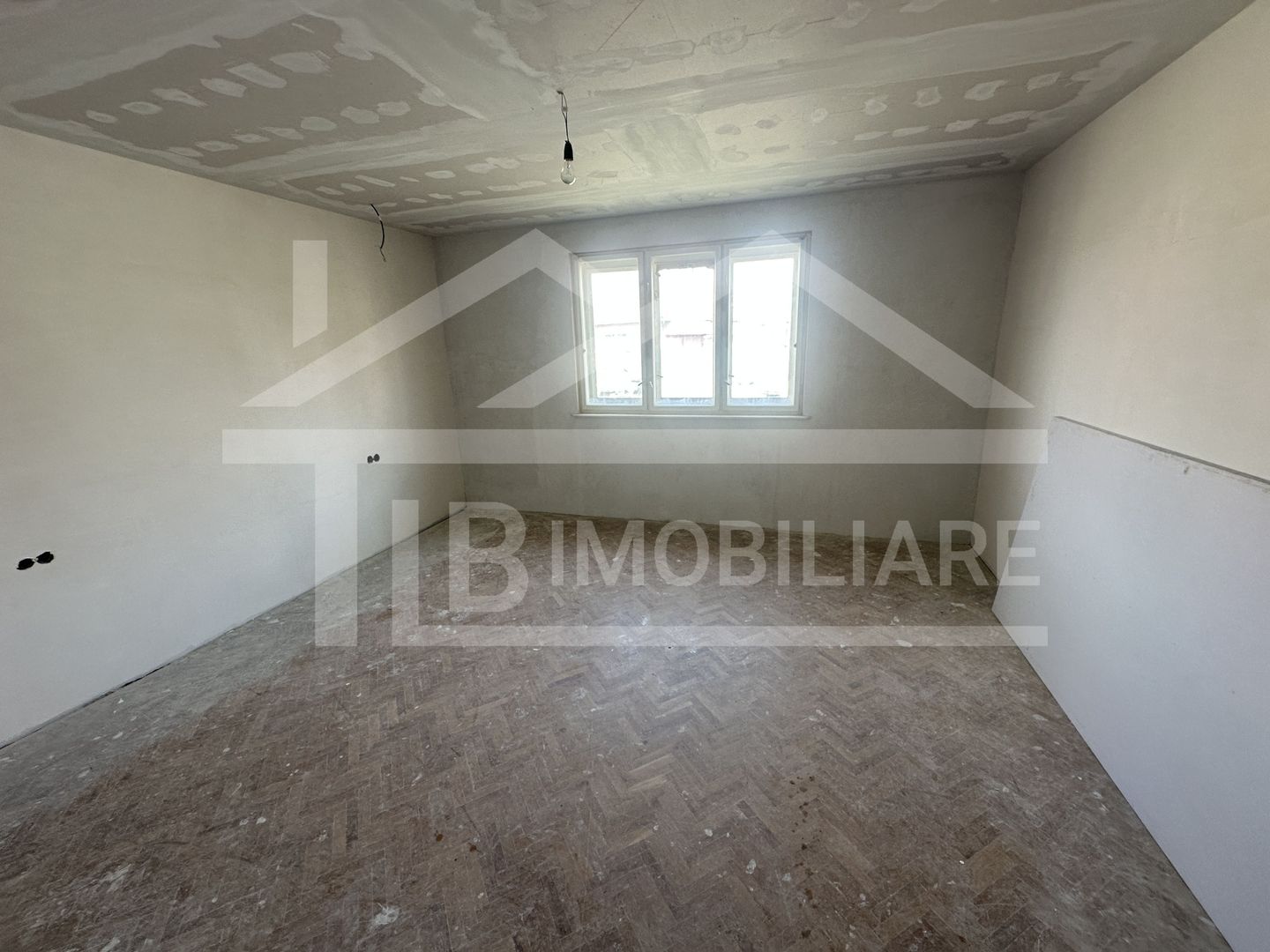 Casa individuala de vanzare, 107mp, 645mp teren, Zona Santana de Mures - Poză 8