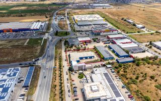 Reprezentanță auto de vânzare – Arad, Zona Industrială Micalaca Est - Poză 2