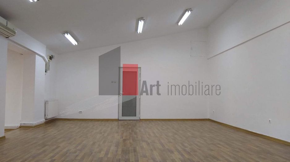 URGENT!, et. 1 in imobil P+1, INTRARE SEPARATA, NEGOCIABIL - Poză 1