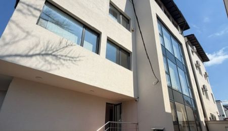 De închiriat: clădire birouri - clinică - 800 mp - renovată