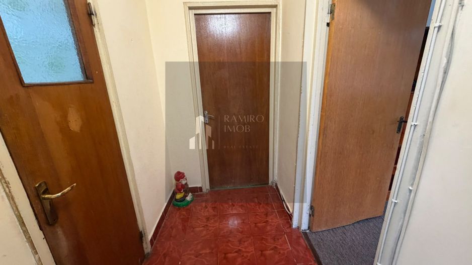 Apartament 3 camere| 67 mp | Etaj 2/4 |3 minute de metrou 1 Decembrie - Poză 2