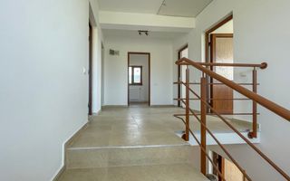Casa individuala pe 3 niveluri pretabila pentru birouri, in cartierul Iris - Poză 11