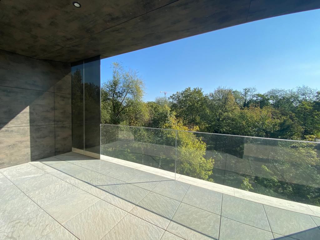 Apartament  Exclusivist de 4 camere spațios și luminos - Poză 14