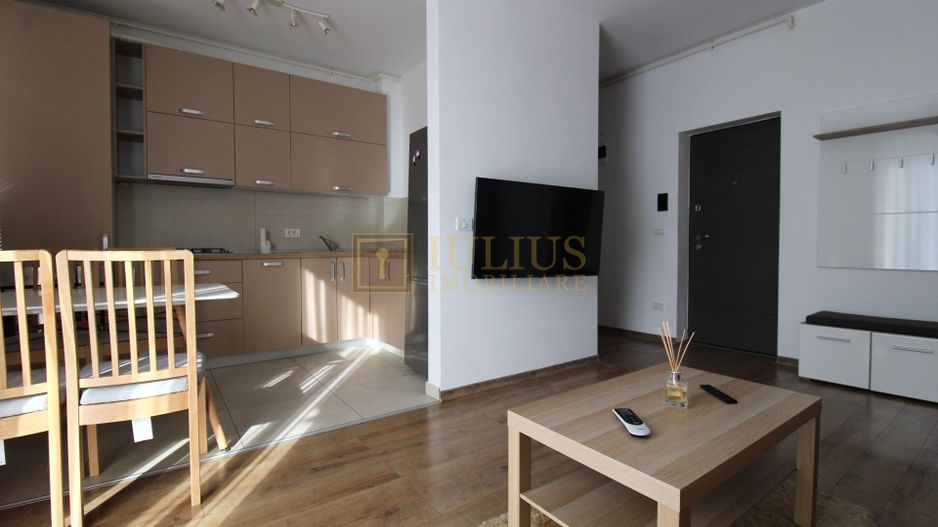 Dumbravita, 3 camere, centrala proprie - Poză 3