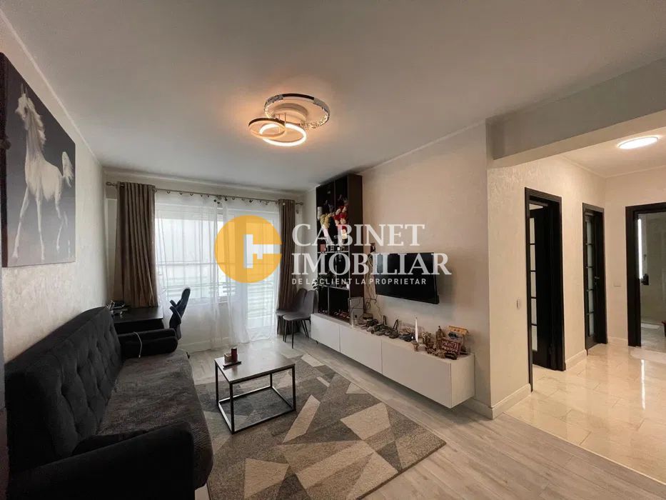 Apartament de vis în Copou – spațios, luminos, perfect poziționat! - Poză 1