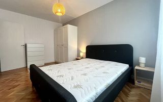 Apartament 3 camere, prima închiriere, elegant si primitor, in Circumvalațiunii - Poză 8