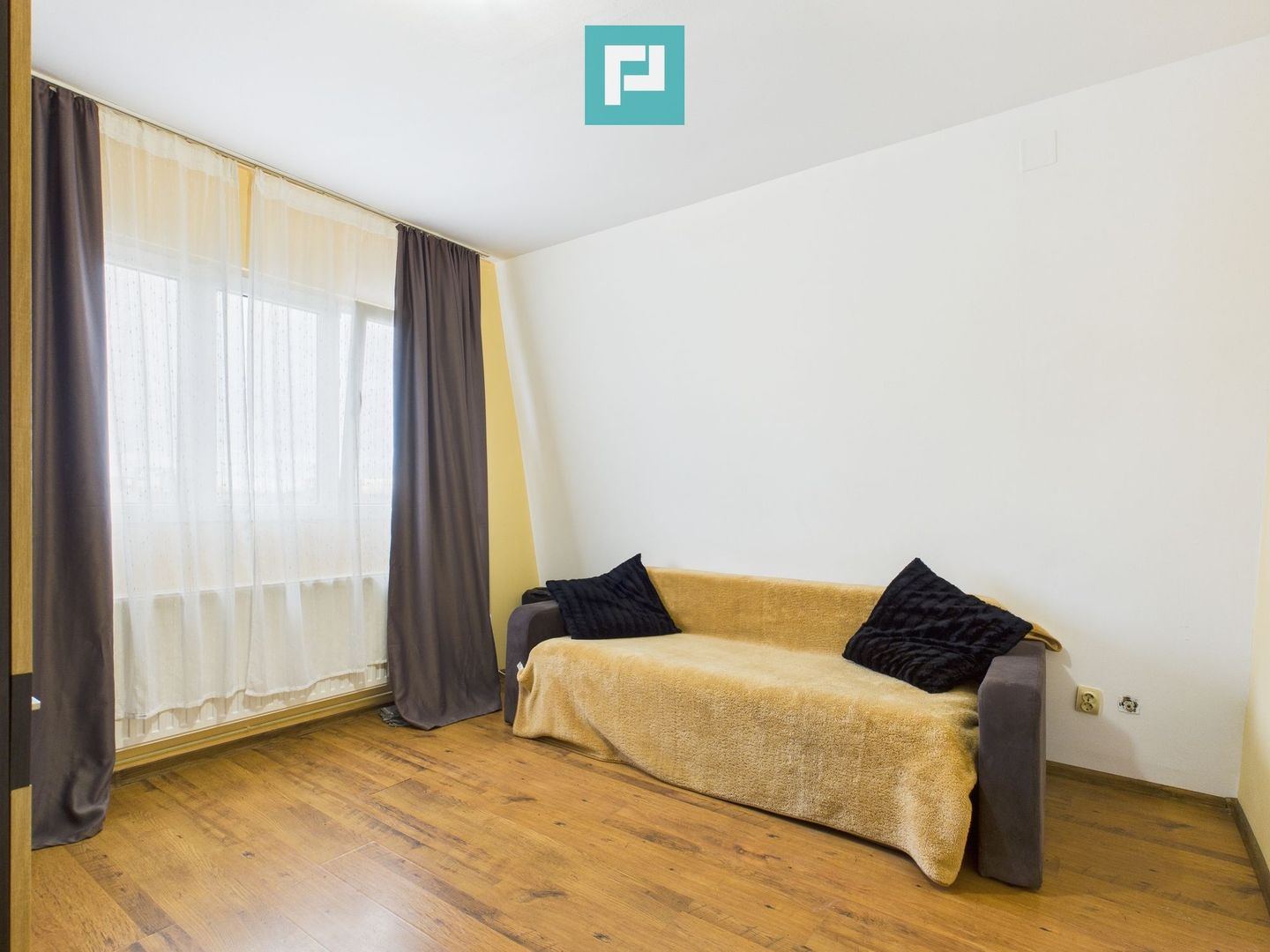 Apartament o cameră zona Podgoria - Poză 3