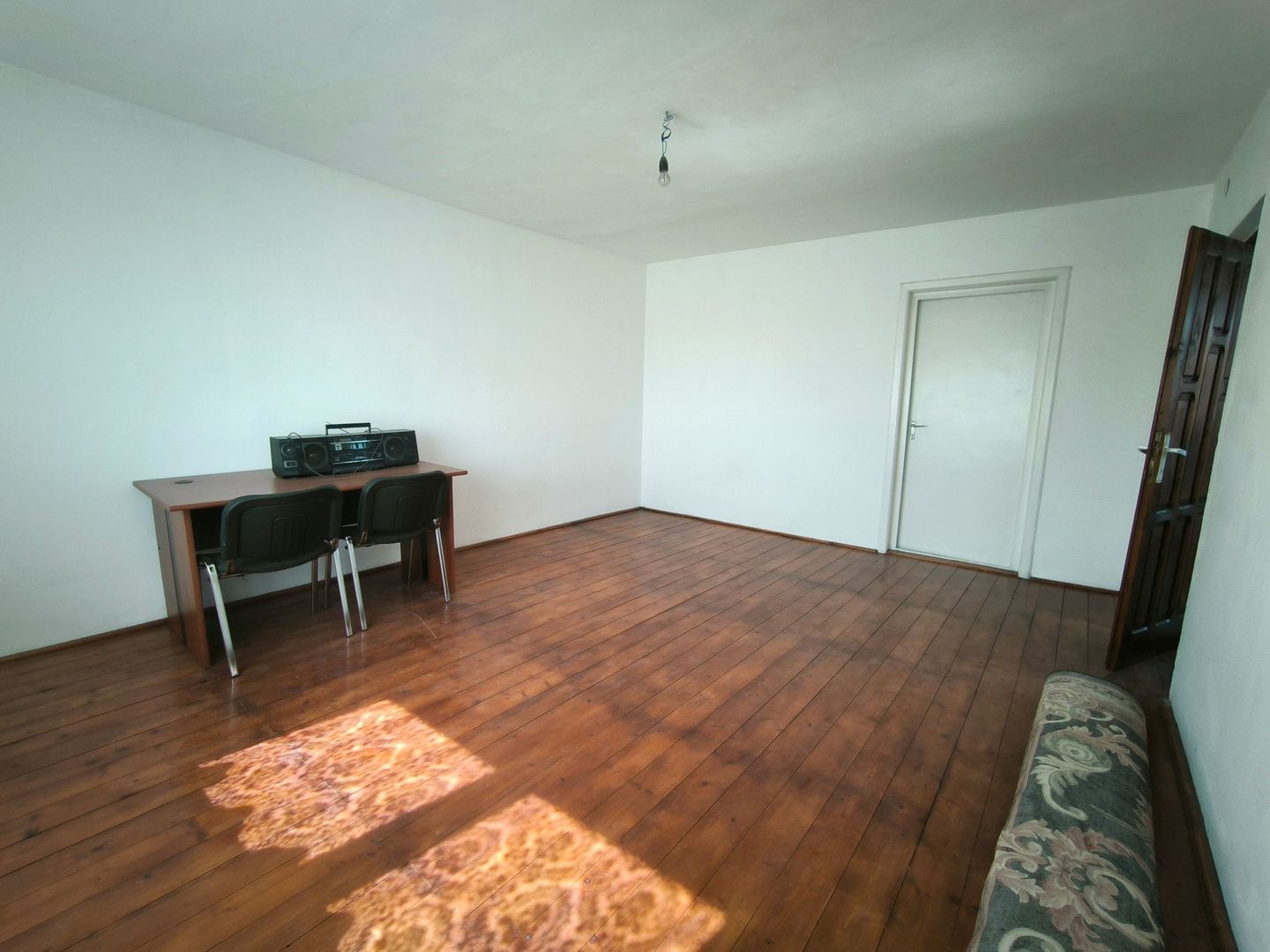 Casa cu teren de 569 mp, zona Confectii Cadas comision 0% - Poză 9