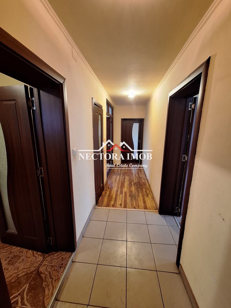 NECTORA IMOB-CASA mare 5 camere, 3 bai, pod, demisol pentru birouri - Poză 12