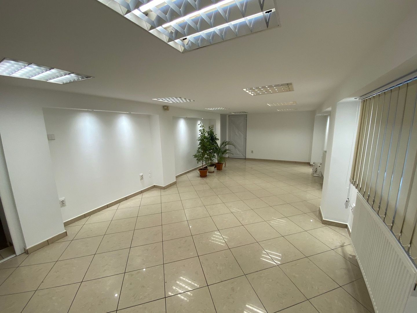 Spatiu de birou -zona strada Cluj - Poză 1