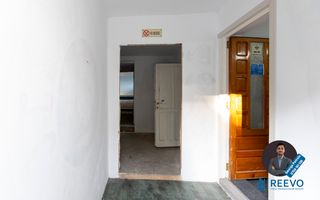 Spațiu comercial de închiriat în Buhuși, jud. Bacău. - Poză 1